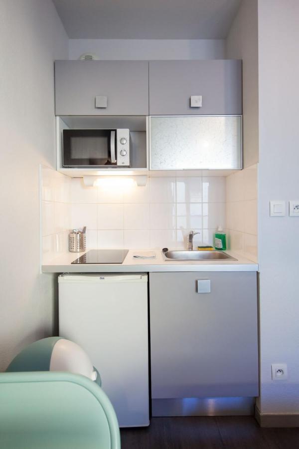 リヨンLe Petit Hector -Studio Cosy Avec Parking -Debourgアパートメント エクステリア 写真